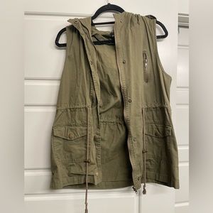 Green Vest Jacket 💚